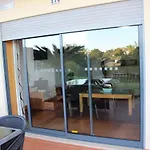Апартаменти Charming 3-bed In