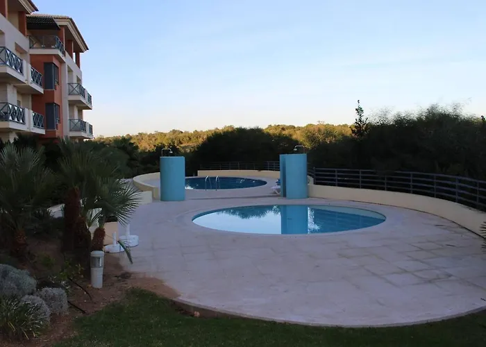 Apartment Charming 3-bed In *